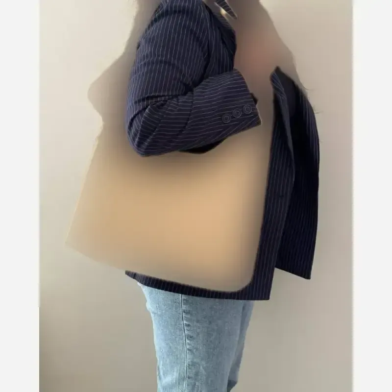 کیف زنانه بند گره وارداتی جنس شرانگ خارجی با کیف آرایش سایز 33-38